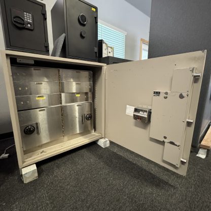USED- American Security TL-15 - Image 2